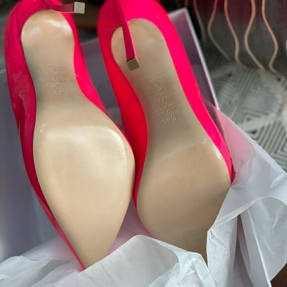 🆕🆕Casadei “Blade” Pump in Fluro Pink, 39.5🔥🔥 - Picture 6 of 11